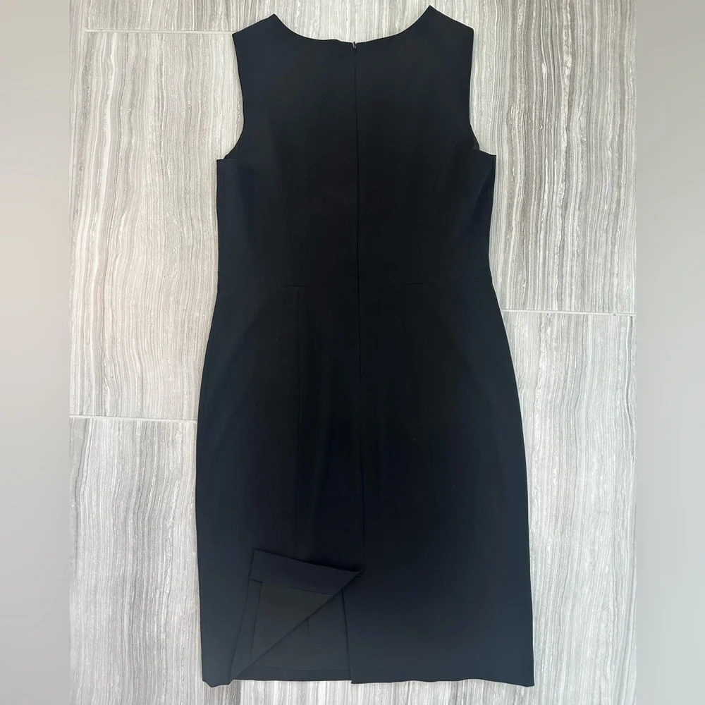Nine West Little Black Shift Dress Size 8 | Sleeveless Sheath Work Business EUC - Picture 4 of 7